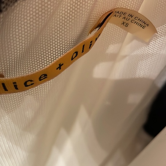 Alice and Olivia long sleeve knee length dress - Picture 7 of 8